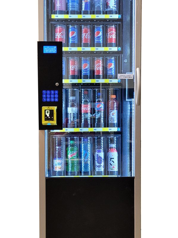 Drink Cooler Vending Machine w/Nayax Touch