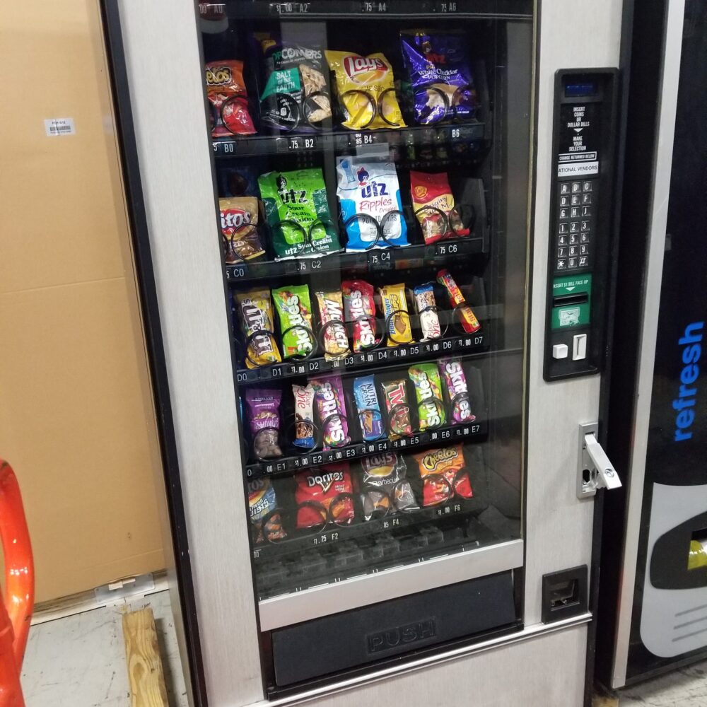 Crane 148 refurbished 4 wide snack machine