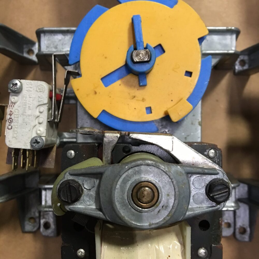 BLUE AND GOLD CAM DOUBLE SHOOT MOTOR