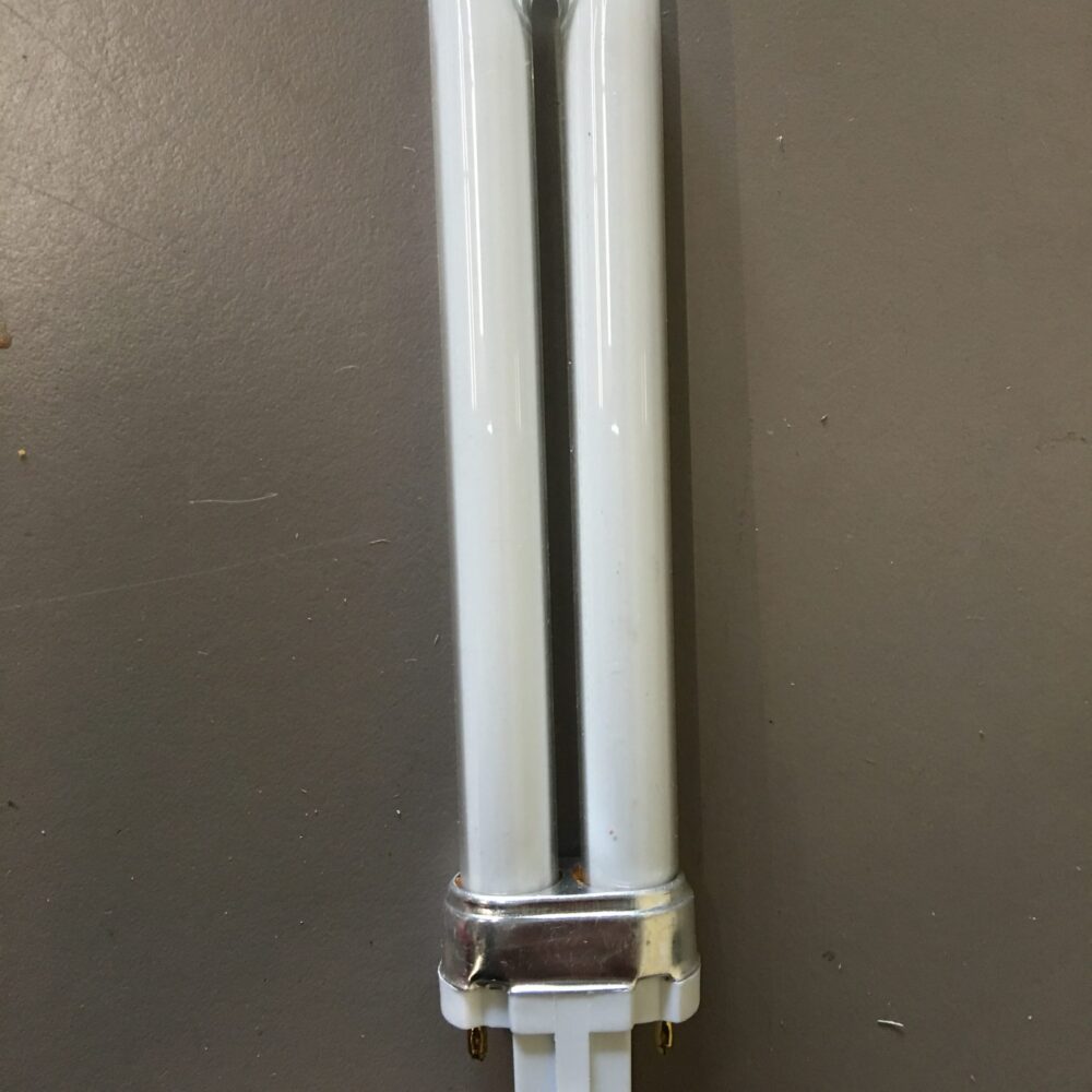 FLORECENT BULB RS800 / RC800 / GAINES DRINK SECTION