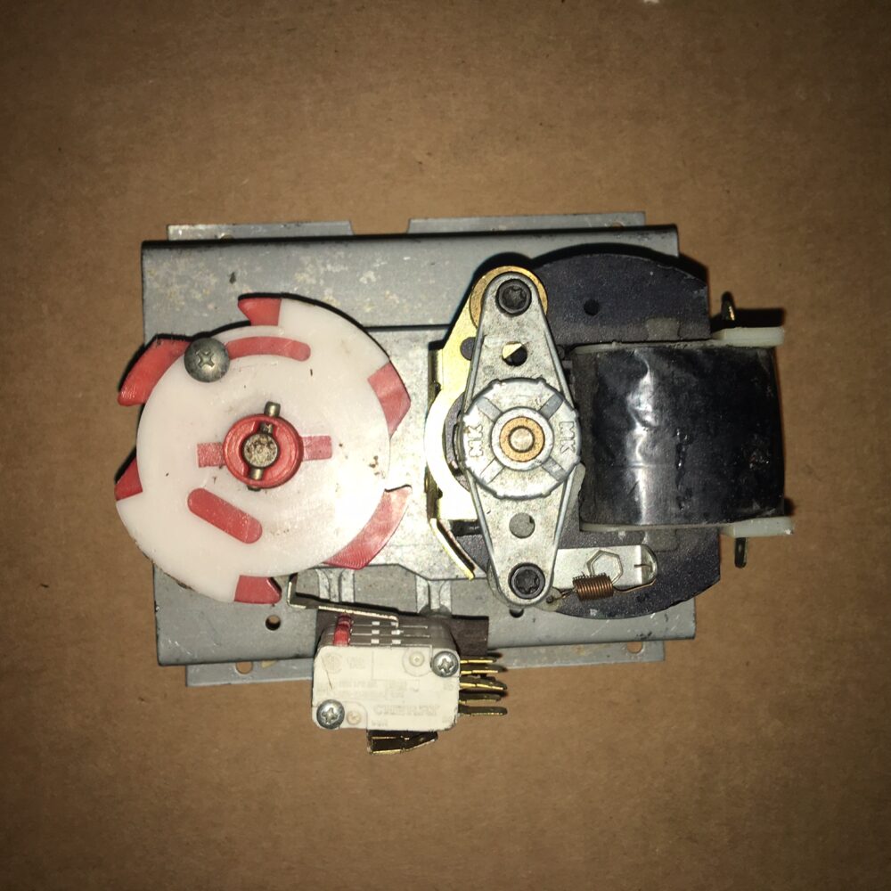 DIXIE NARCO MOTOR RED / WHITE CAM DOUBLE COLUMN