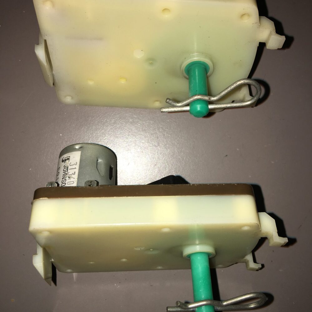 2 USI SNACK / CANDY MOTORS