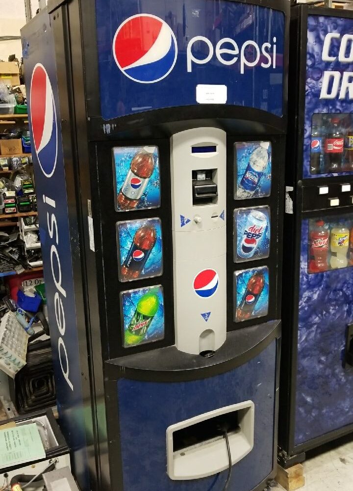 Dixie Narco 276E HVV 6 selection drink machine